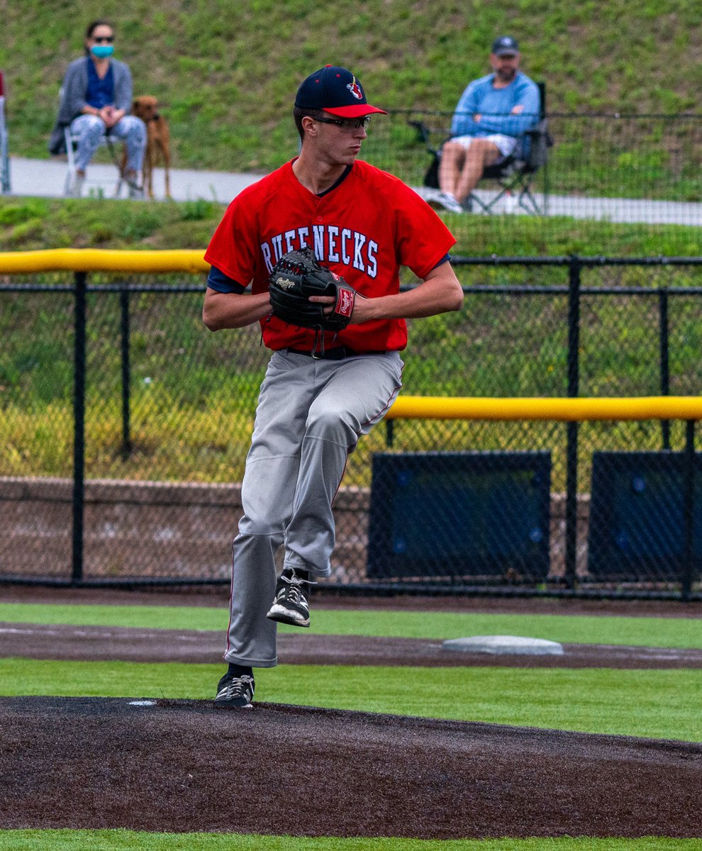 Jaredbrenner33's tweet photo. Excited to announce I’ll be continuing my academic and baseball career at St. Lawrence University. I’d like to thank my family, friends, and everyone who helped me along the way. Go Saints! #committed @SLU_Baseball https://t.co/Zb9ONs01tE