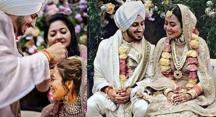 vip_matrimonial's tweet photo. Meet the newly-weds!! Mr. &amp; Mrs. Singh!😍💕💕
Wishing them a very happy married life💕
- VIP MATRIMONIAL SERVICES

#varmala #wedding #nehupreet #nehudavyah #nehakakkar #nehakkar #nehakakar #celebrity #bridalhair #rohanpreetsingh #wedding #coordinatingoutfits #indianwedding https://t.co/Layk1DlfcK
