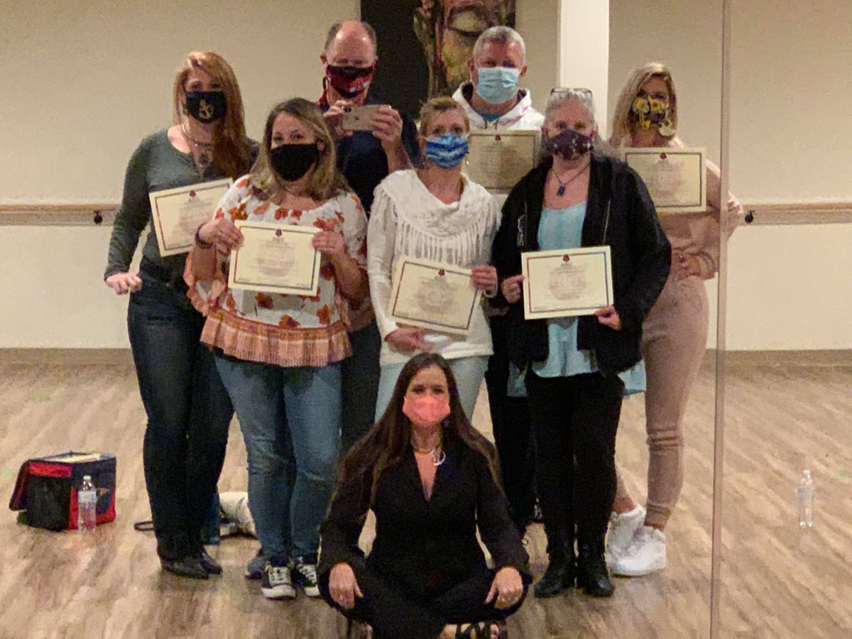 BlueAngelHealin's tweet photo. Let us congratulate these amazing new lightworkers into the ThetaHealing Family. It was a wonderful weekend.  Its been a while since I last taught ThetaHealing, social distancing training was perfect. Came together for a quick photo,all masked up!#ThetaHealingBasicDNA https://t.co/0ZP0RXW8ig