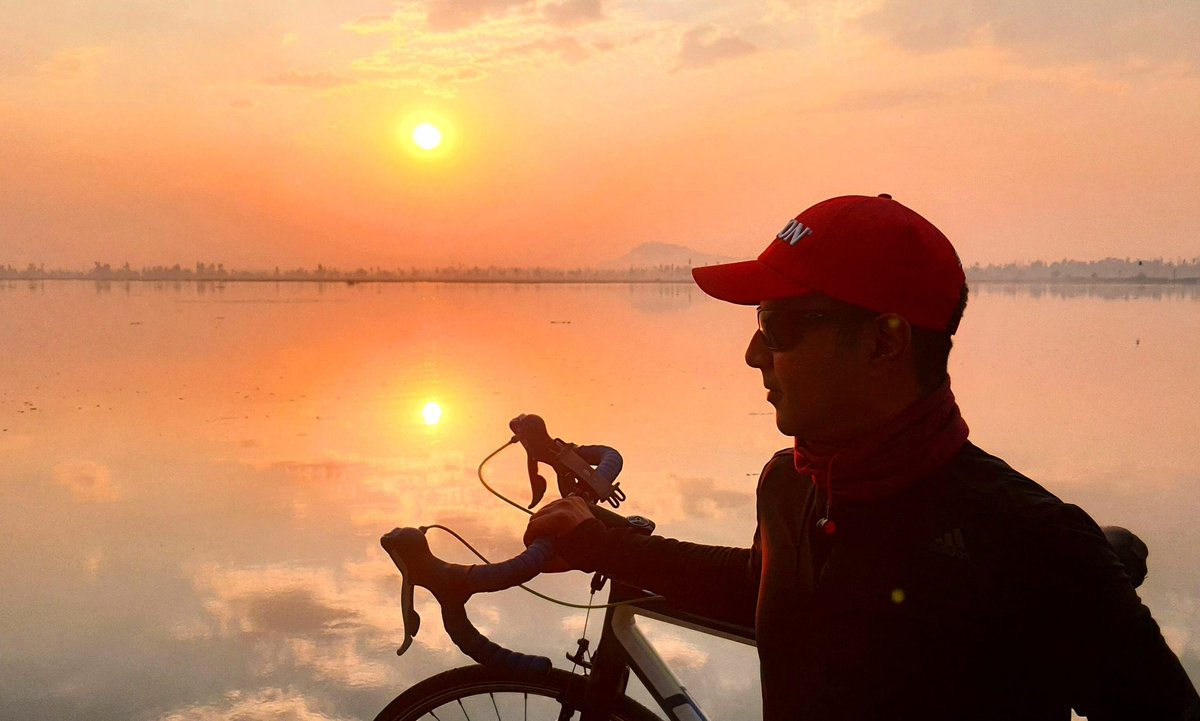 BedarNauman's tweet photo. Colours of Srinagar!!!
Simple pleasures of cycling. @CyclofitConcept #cyclofit #cycle #cycling #kashmircycling @MeridaBikes @bikeindia @bumsonthesaddle #cyclinglife @OfficialCFI @bicyclemayorblr @BombayBicycle #bicycleheaven @indiabikeweek @GreaterKashmir @diprjk @JandKTourism https://t.co/vA6CsxEr4b
