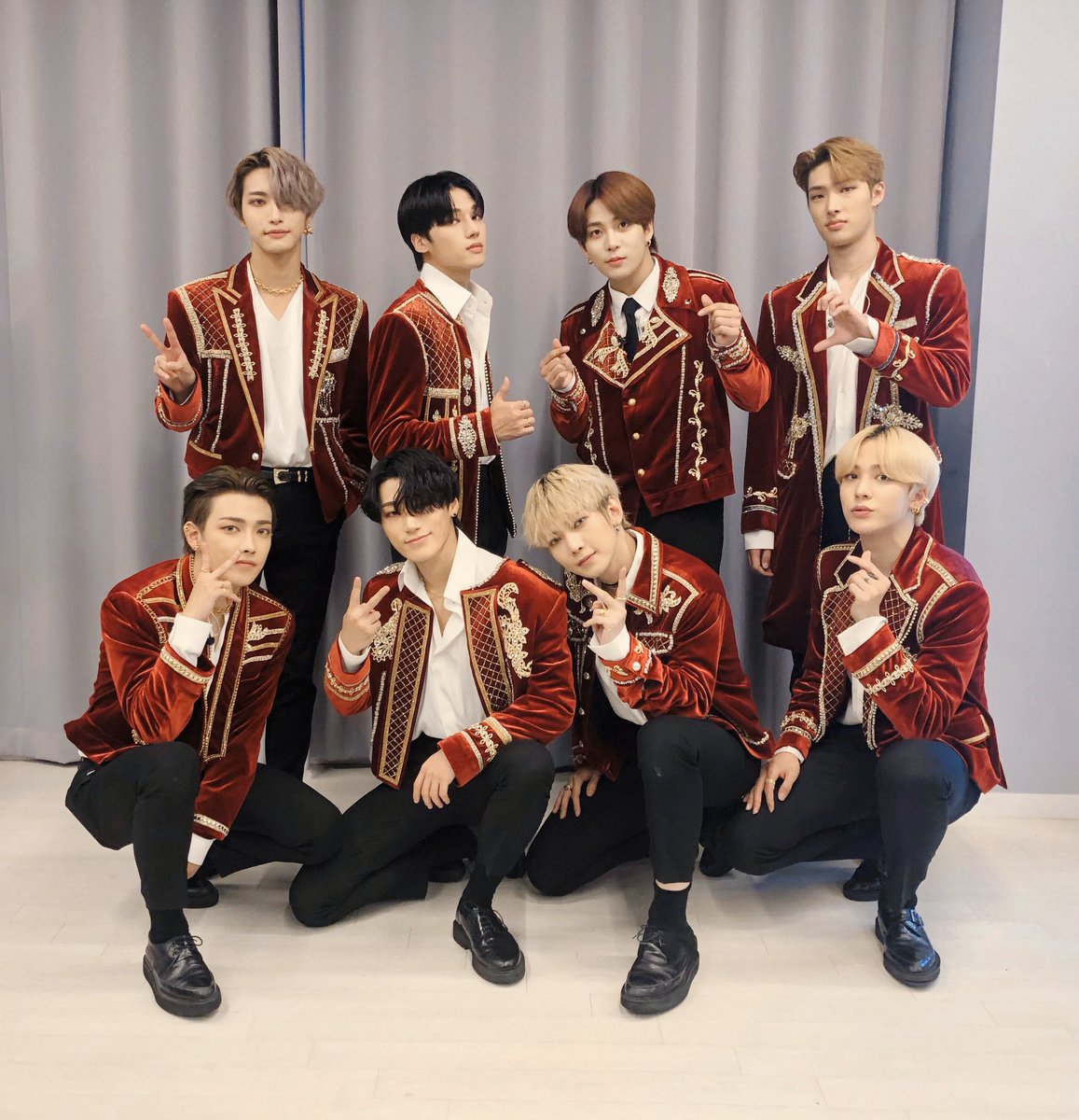 ATEEZofficial's tweet photo. [📷] TODAY ATEEZ
　
8명이 빛날 수 있게 해준 에이티니!
앞으로 에이티니가 더 빛날 수 있게
멋있게 성장하는 모습 보여드리는 에이티즈가 될게요❤️
2주년도 함께해줘서 고맙고 사랑합니다❤️
　
#2_years_with_ATEEZ #에이티즈의_2주년_항해_함께해 #TODAY_ATEEZ #ATEEZ  #에이티즈 https://t.co/hKePjJKL97