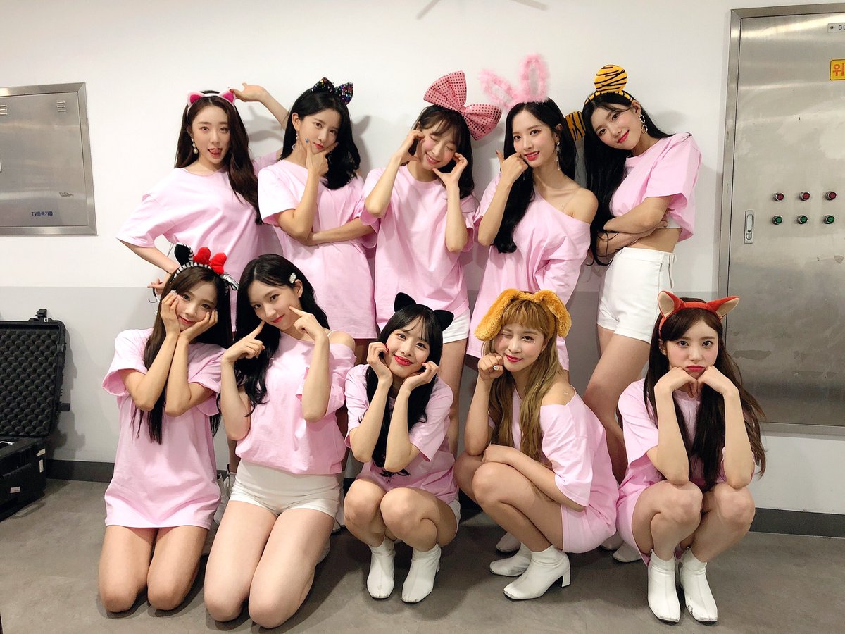 [#WJSN]
201024 #우주소녀 온라인 라이브 #AS_WE_WISH 완료❣️

#오늘의_우주복 👭