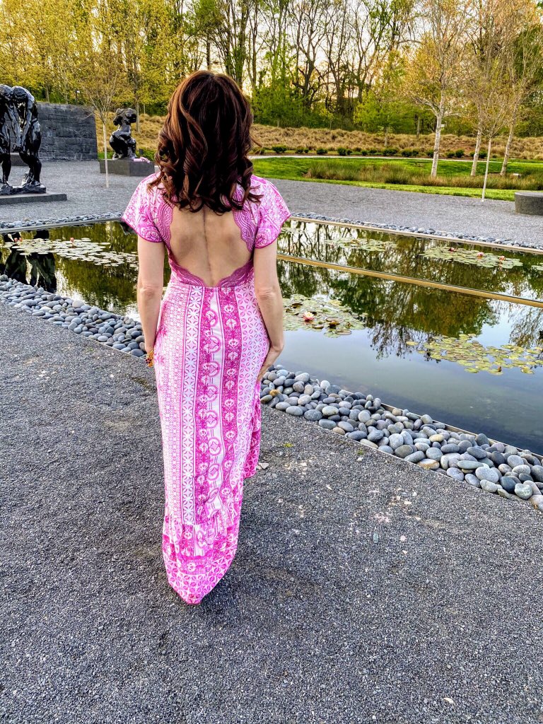 rebeccabear1's tweet photo. @SRS_org Patients with scoliosis are not deformed. Please change this stigmatizing language. I live with scoliosis myself and have 3 children who do as well. I want them to feel empowered, not weak, as I did. #NotDeformed @CurvyGirlsScoli https://t.co/IN8ddYs7SE