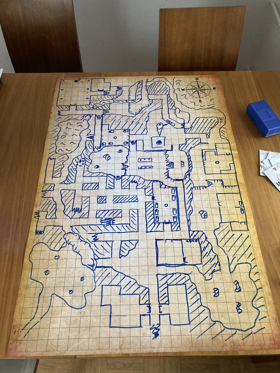 Spent an hour drawing this. Then it struck me: where is the fog of war? 🤦‍♂️
#DnD #dungeonsanddragons #rpg #rpgmaps #DnDmaps