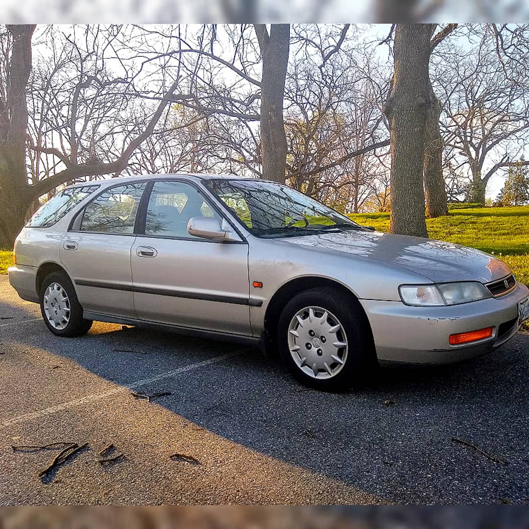 MiKulnich's tweet photo. @regularcars $1,000 and it's yours. It's a runner and has never let me down. https://t.co/q2ZRjOmzWn