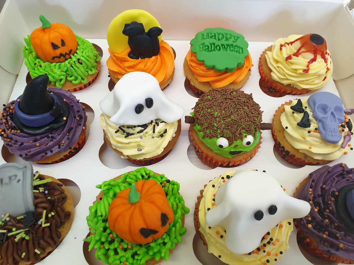 traceysmart2's tweet photo. @palmerston_p_s great Halloween lunch at palmerston primary school. X https://t.co/I4TjuICTWY