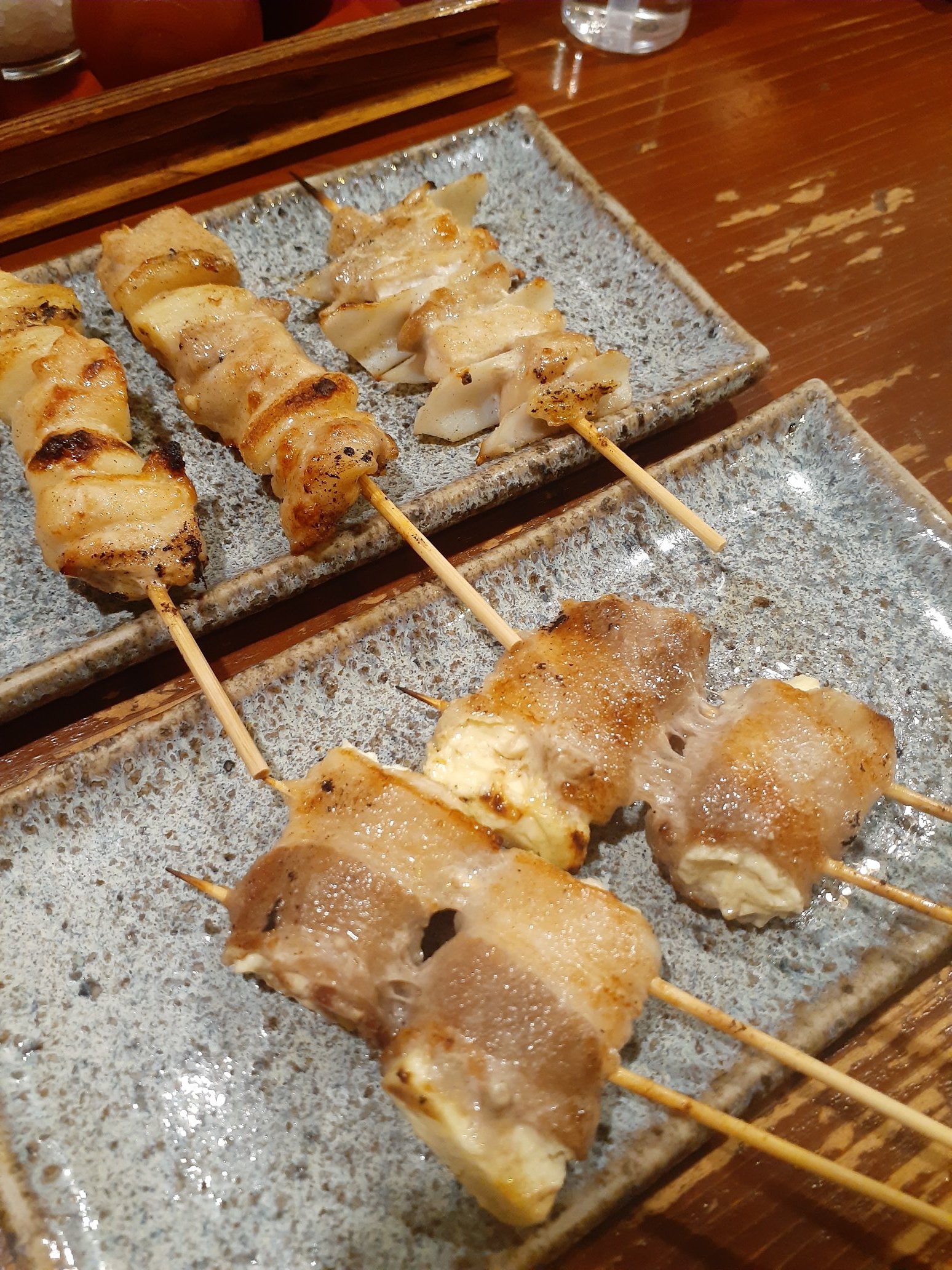 戸越銀座のだれかさん 大好きな焼き鳥やさん 戸越銀座駅から徒歩10秒くらい カウンターの席のみ テイクアウトもできます やきとり家竜鳳 戸越銀座 焼き鳥やさん 武蔵小山 西小山 荏原中延 商店街 商店街を活性化したい 商店街大好き
