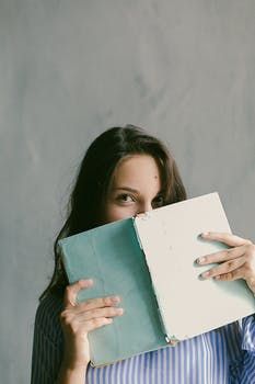 openstoriesco's tweet photo. 3 Billionaires Reveal a Success Habit They All Share

Read More Here...
https://t.co/rIoscHEd6t

#bookrecommends #books #billgates #stevejobs #quotes #bookstagram #entrepreneur #billionrecommends #apple #love #billionaire #motivation #book #obamabooks #reading #warrenbuffet https://t.co/iNayN2Nldf