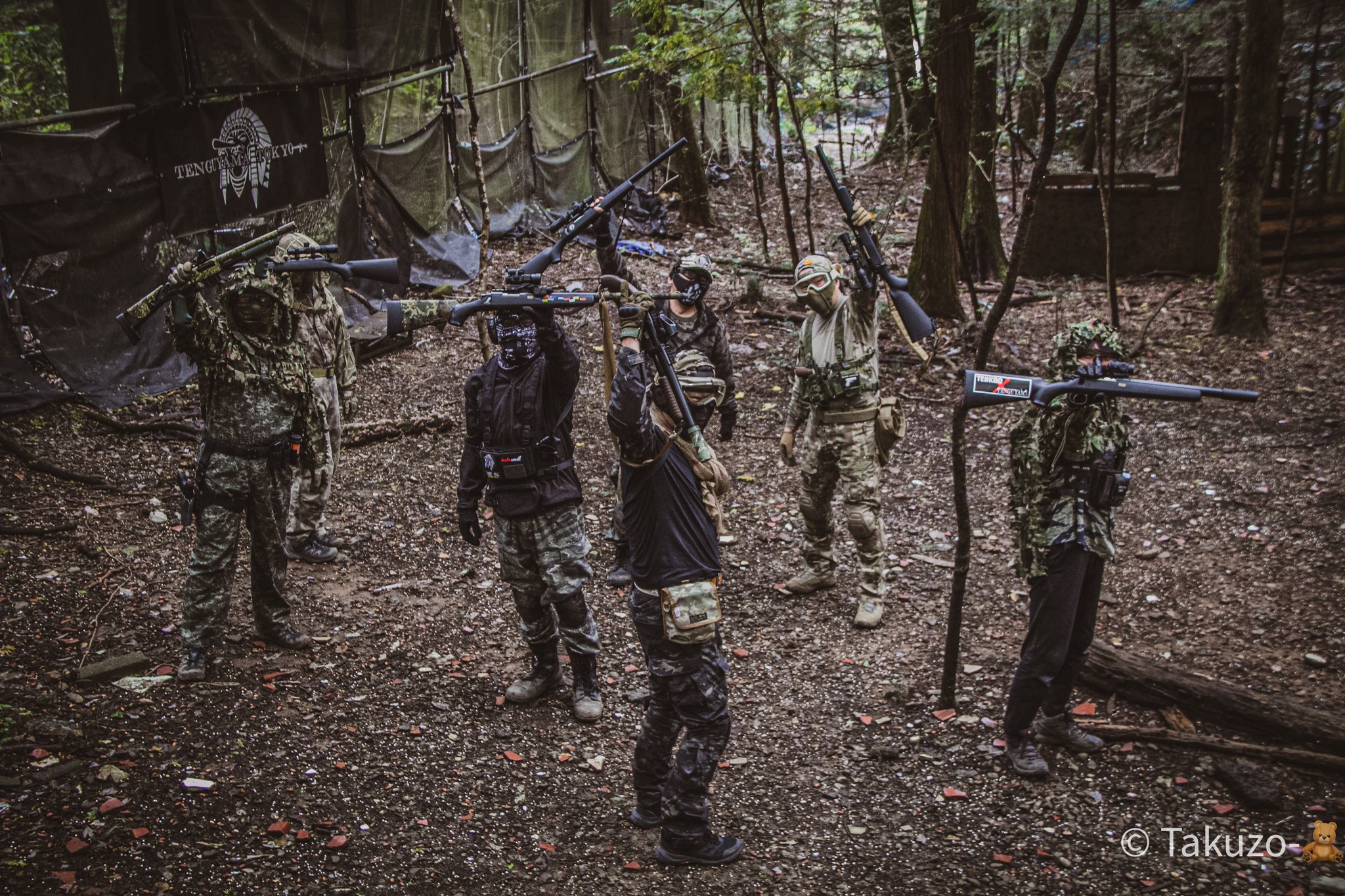 わたしのメシアさま 今日は天狗山大戦 エアコキチーム ほぼ全員トリプルm 前に出る 猛者 マゾ で最高でした ショットガン 敵を避けるように弾が散る 初ギリー 洗濯機に入れるか悩むナウ 参加された皆様有難うございました Takuzo Muutan