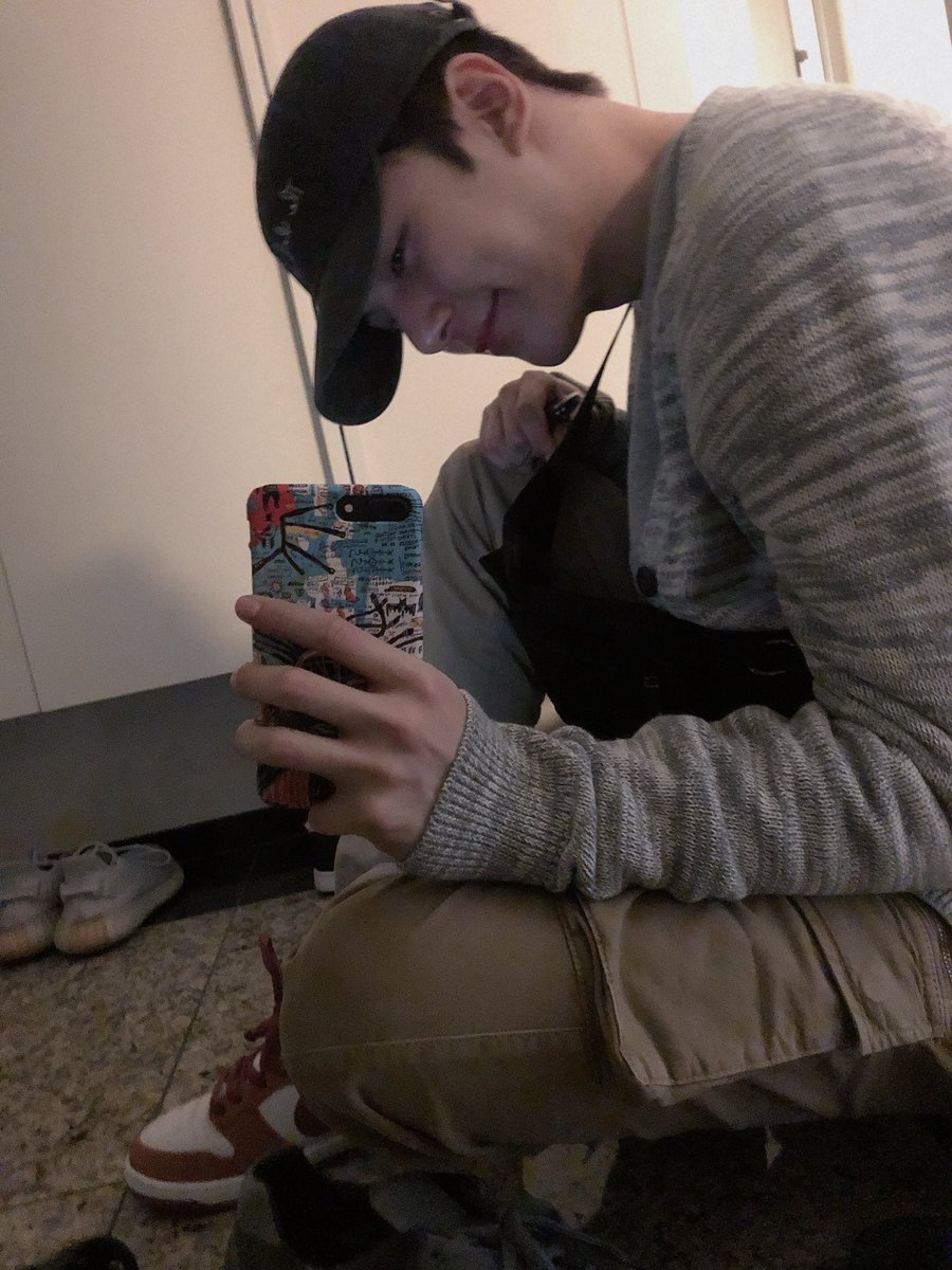 podo_93z's tweet photo. 계정닫습니다 탈덕안합니다 행복하세요~ #댕햄 https://t.co/W5EqFpXZhi