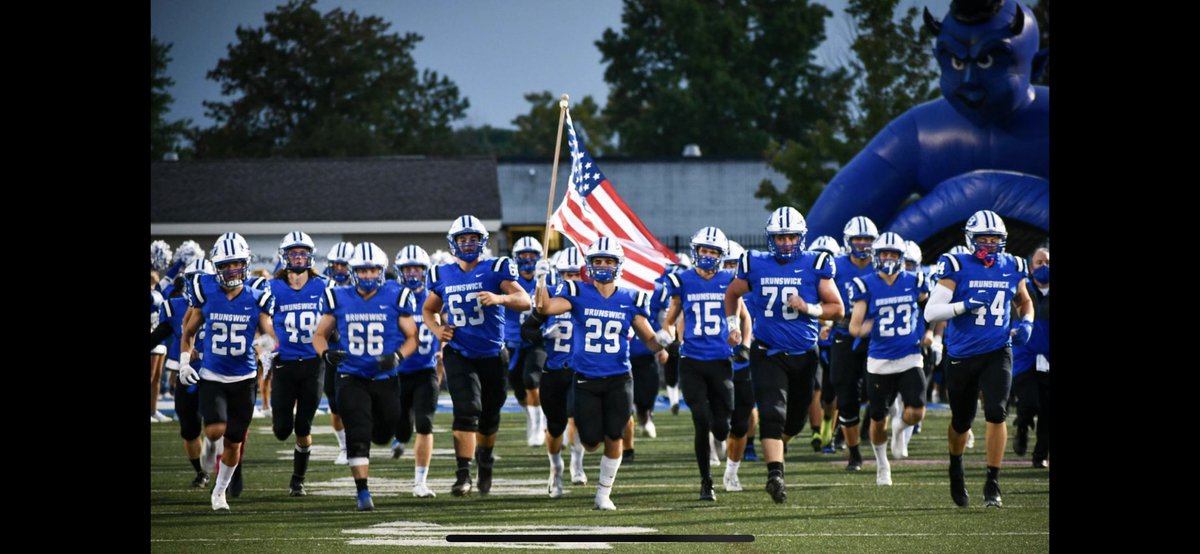BFGridironClub's tweet photo. Good Things Come To Those That Wait! The Wait Is Over! It’s TIME To Beat Mentor! Go Blue Devils! Beat Mentor! https://t.co/B14GCSN2xp