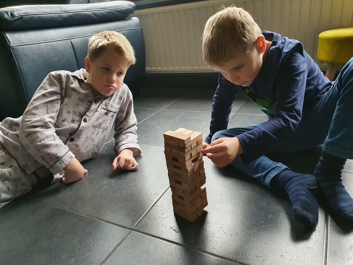 TheRadicalizer's tweet image. #jenga #concentration