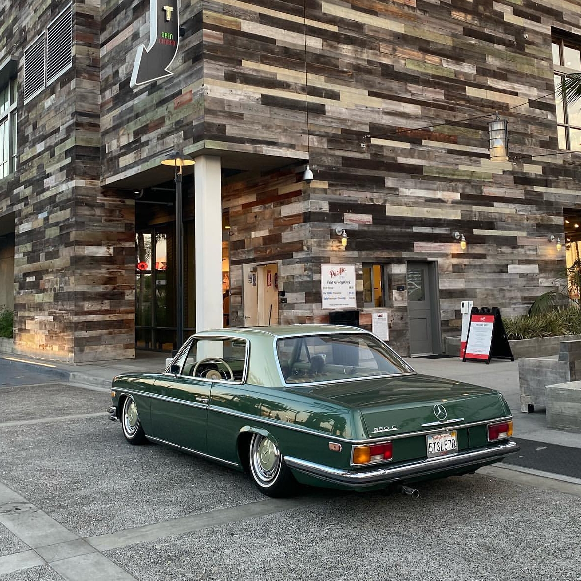 asphaltkillerz's tweet photo. It's a Benz. It's oldskool. It's Perfect!
Photo/owner @classicbenzcoupe
-----
#250s #220d #w108 #w109 #w111 #w112 #w114 #w115 #mercedesbenz #mercedes #benzroyals #baggedbenzes #baggedbenz #oldmercedesclub #meninbenz #benzkulture
➤ #asphaltkillerz
➤ #race
➤ #stance
➤ #show https://t.co/aGn2H9ol8h