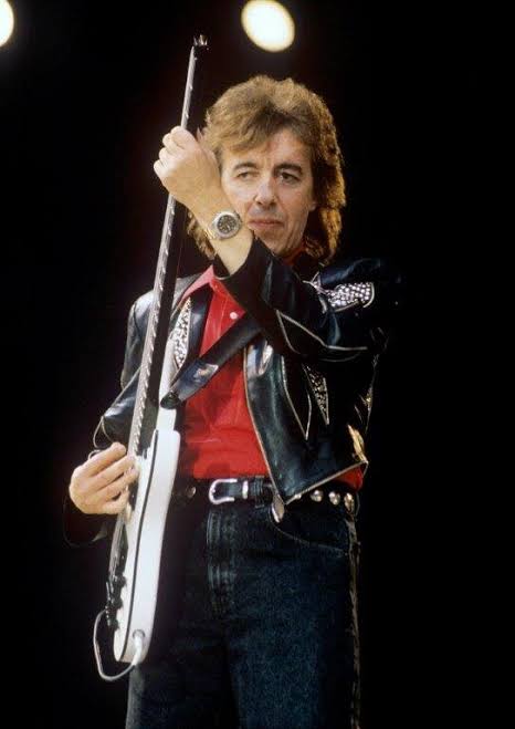 Happy 84th Birthday to the former bassist of the great Bill Wyman! 