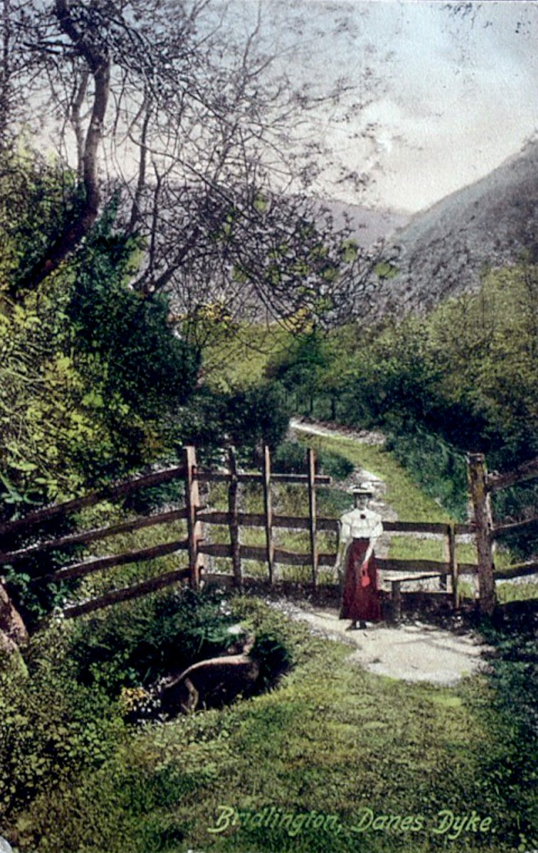 ERArchives's tweet photo. Beautiful old pic - #DanesDyke ,but where exactly was it taken? Use the #WhatWasHere app📲  to help you solve this mystery in the Danes Dyke Picture Challenge!📷 
#DDPChallenge https://t.co/FdTsigqYxX 

@HULLwhatson @Hull_ER_Mumbler @VHEY_UK @BridToday @SewerbyHall @ERLibraries https://t.co/M83NoEhskT