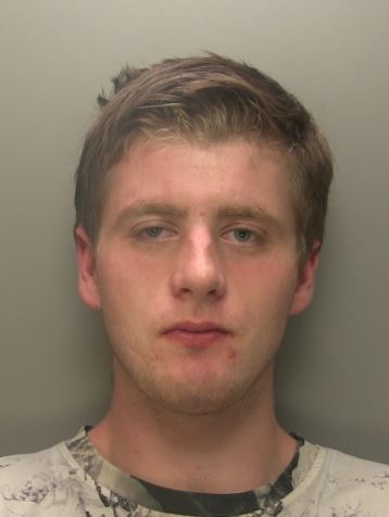 We are concerned for the safety of missing Bradley McGylnn, 22, who was last at Lincoln County Hospital in Greetwell Road at around 7.30pm on Oct 23. Prior to this, he was in the Gainsborough area. Please call 101, inc 438 of 23/10 if you have seen him. https://t.co/NUuAGsQfQM https://t.co/oBhEZVM15g