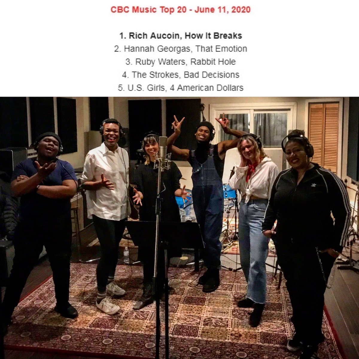 richaucoin's tweet photo. 2/12 #HowItBreaks send me a 10sec vid of you singing “that’s how it breaks” to include in the interactive show next thursday! would love to have dozens of people singing it together! wrote HIB while riding on the highways of the #UnitedStates and recorded the piano in #Arcosanti https://t.co/CI0LBX0H2U