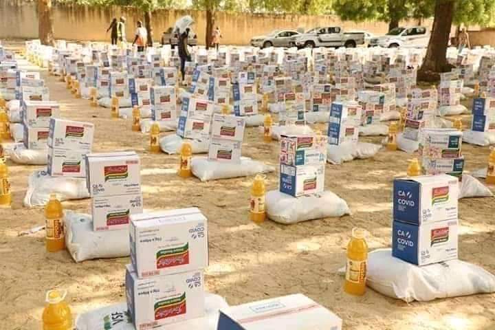 That was how we shared our palliatives in Borno state.
Ours is different. Our Governor is different.
May God bless our Governor @ProfZulum https://t.co/rRiZZXRGXL