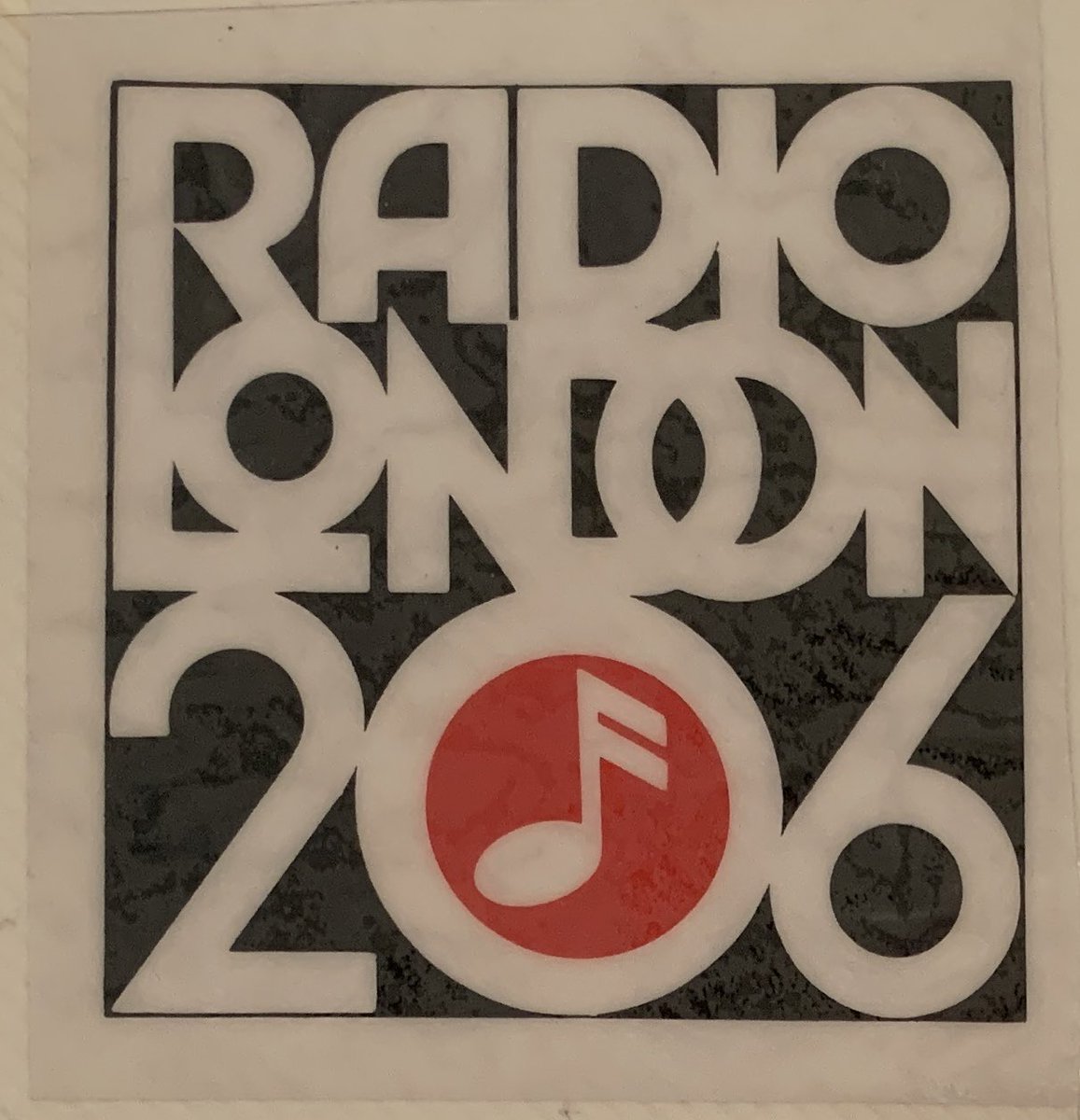 First up, a reminder of what GLR replaced - the original BBC Radio London. The origins of the old station are covered by  @Radiojottings here:  http://andywalmsley.blogspot.com/2020/10/down-your-local-50-years-of-bbc-radio.html?m=1