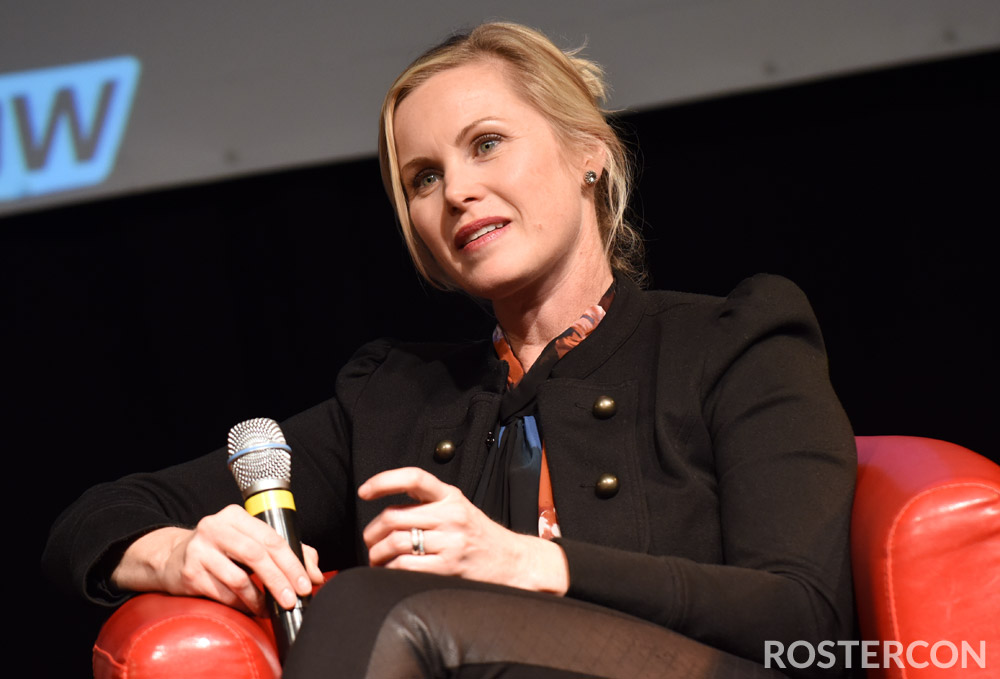  Happy Birthday Catherine Sutherland ! Souvenirs / Throwback :  