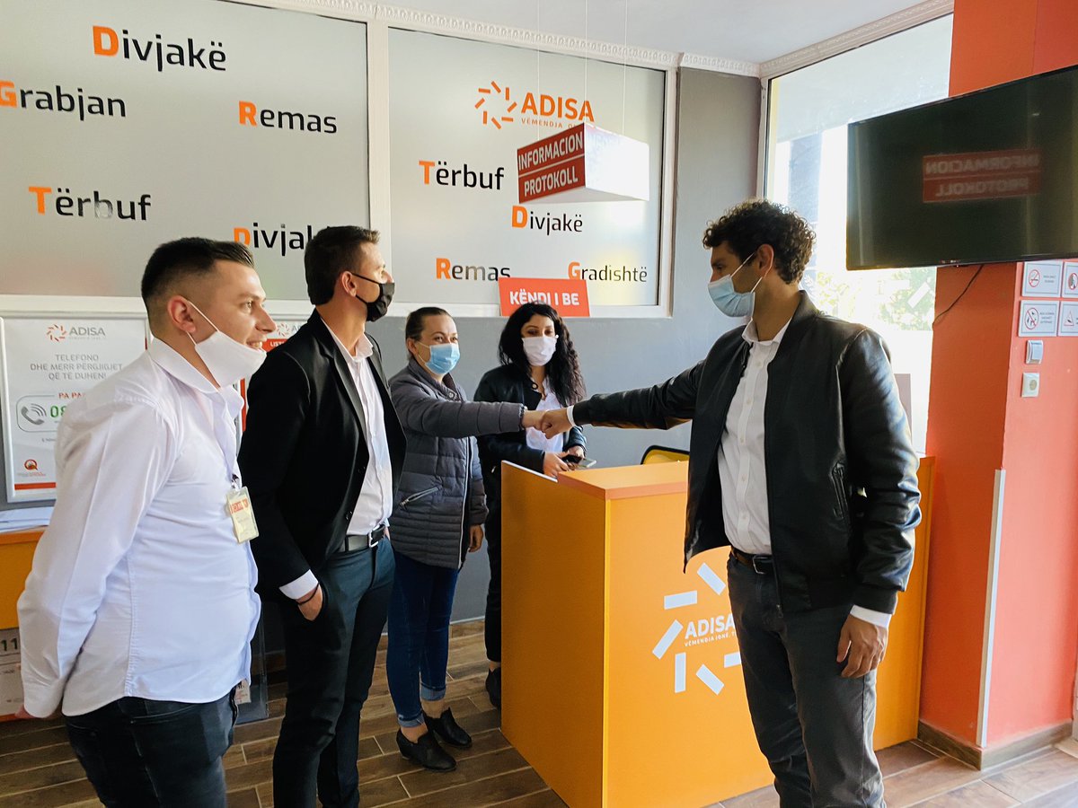 lorin_ymeri's tweet image. E gjithë vëmendja jonë në ofrimin e shërbimeve publike për qytetarët e Lushnjës dhe Divjakës duke zbatuar rigorozisht masat kundër #COVID19 

#ADISALushnjë
#VëmendjaJonëTi  
#ShërbimePublike

#Maskë😷#Distancë↔️ #Higjienë🧼

#MbroShëndetin