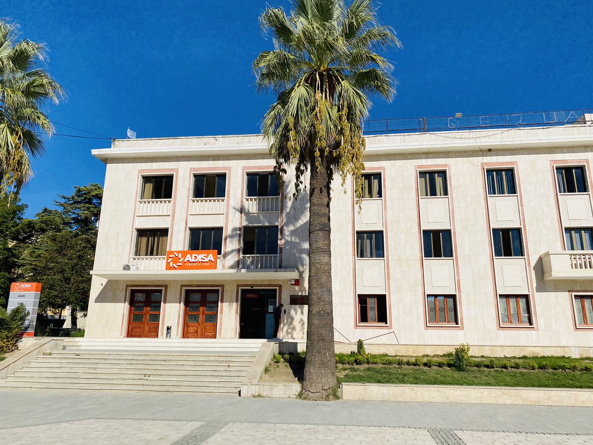 lorin_ymeri's tweet image. E gjithë vëmendja jonë në ofrimin e shërbimeve publike për qytetarët e Lushnjës dhe Divjakës duke zbatuar rigorozisht masat kundër #COVID19 

#ADISALushnjë
#VëmendjaJonëTi  
#ShërbimePublike

#Maskë😷#Distancë↔️ #Higjienë🧼

#MbroShëndetin