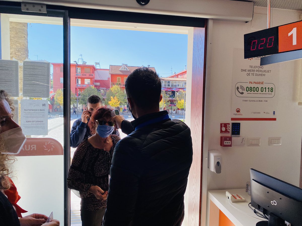 lorin_ymeri's tweet image. E gjithë vëmendja jonë në ofrimin e shërbimeve publike për qytetarët e Lushnjës dhe Divjakës duke zbatuar rigorozisht masat kundër #COVID19 

#ADISALushnjë
#VëmendjaJonëTi  
#ShërbimePublike

#Maskë😷#Distancë↔️ #Higjienë🧼

#MbroShëndetin