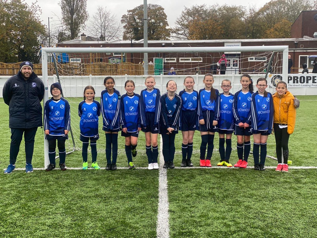 kierenrodgers92's tweet image. Another fantastic friendly for the U11.s superstars looking to play the right way. A very enjoyable game and lots of positives to take #developmentiskey #thesegirlscanplay @STFSDC @finney_sirfc @JayneBillington @Darrylm5