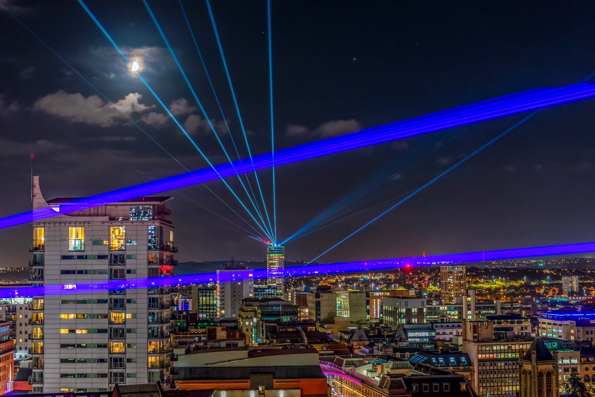 Bettylawless's tweet photo. Photographing #laserlightcity for @LightNightLeeds the last three nights has been wonderfully different. Last chance to see them tonight #artinthedark by @seb_ly https://t.co/AE4jFin3M1
