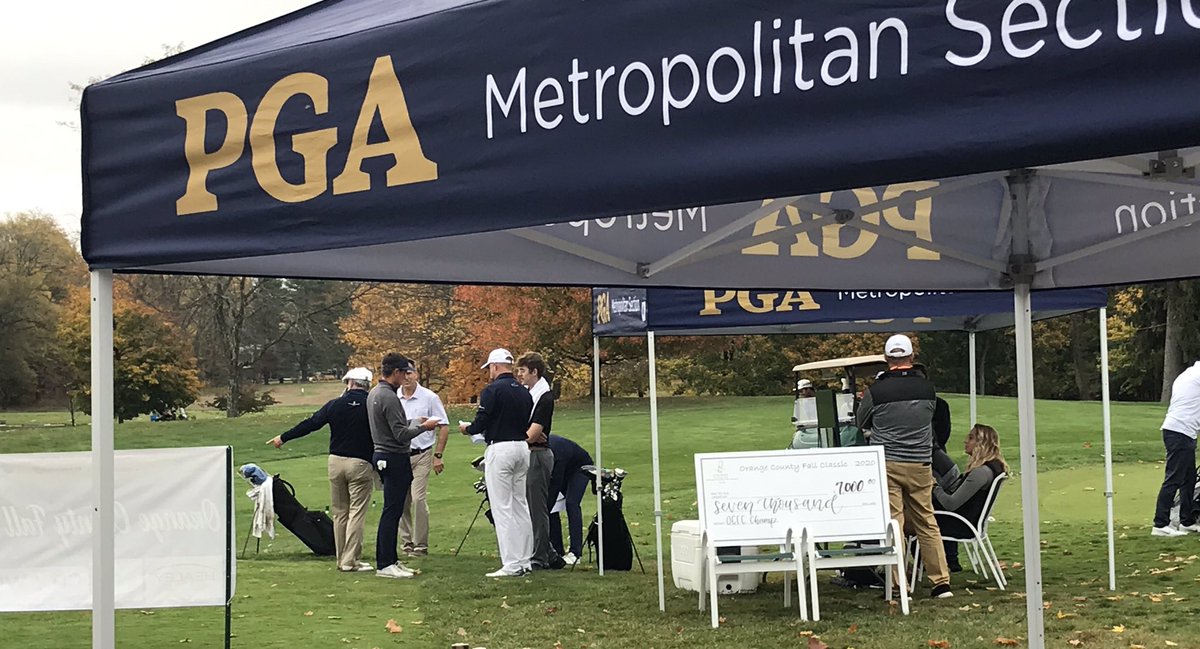 hvhacker's tweet photo. Last groups of Orange County Fall Classic going off the first tee including Mike Miller, Rob Labritz &amp; Ryan McCormick https://t.co/6RcQIyq3Vn