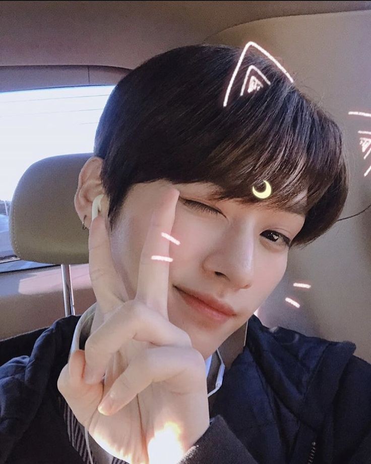 caroline_pryhid's tweet photo. #stayselcaday #LeeKnowDay #리노는기여어 #leeknowdancinggem #MINHODAY @Stray_Kids
Happy Birthday to Soongi, Doongi and Dori's father and best boy Lee Know ♡
리노야, 생일축하합니다! 카롤린은 리노가 아주 사랑해요 ♡ https://t.co/iqimNjLIej