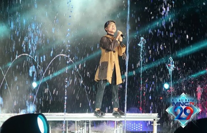 bentoxbensu__'s tweet photo. King nya BXB💙
@betrandpetoputraonsu @OfficialMNCTV

#KilauRayaMNCTV29
#BetrandPetoPutraOnsu #bentoxbensu #BXB #mopmanagement #betrandpeto #betrandputraonsu #betrandonsu
https://t.co/wxliFHwwRa https://t.co/B2mQFIpoNq
