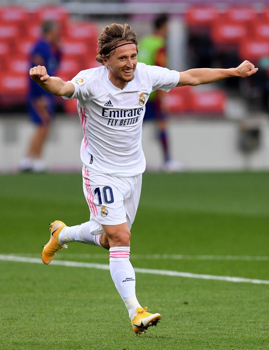 MadridSports_'s tweet photo. 1-3, @lukamodric10 https://t.co/AA7BwnpMNm