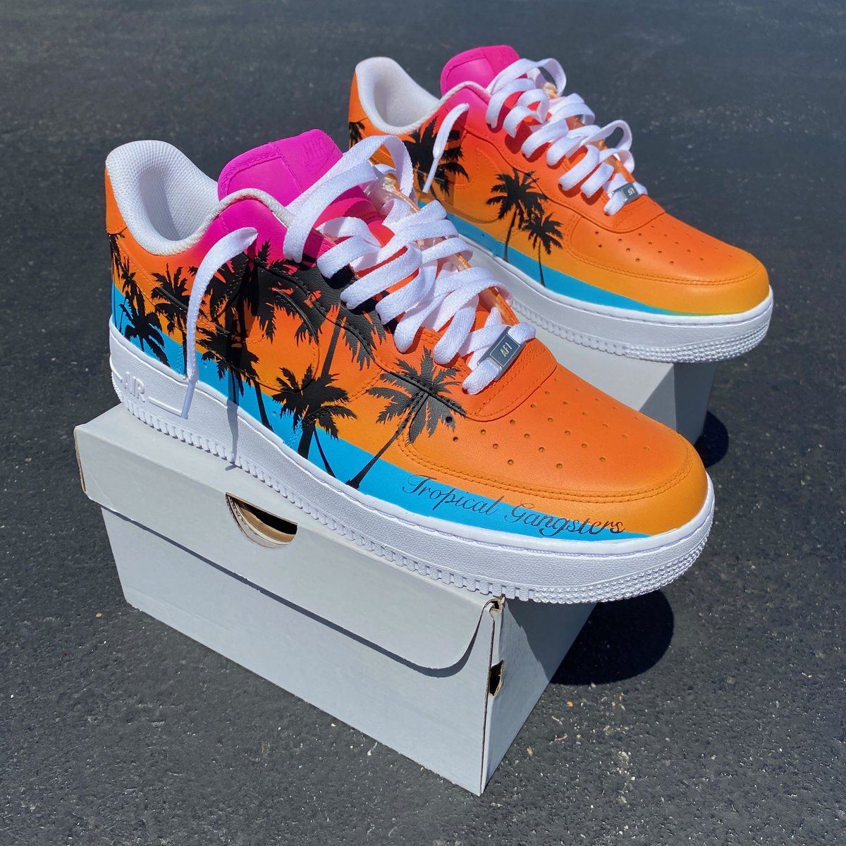MrYourKicks's tweet photo. Custom Hand Painted Tropical Palm White Nike Air Force 1
See more: https://t.co/IENPoKHjTj
#af1 #af1custom #customairforce1 #customizedairforce1 #customizedaf1 #paintedaf1 #handpaintedaf1 #customnikes #nikecustom #nikecustoms
#customizednikes #paintednikes #handpaintednikes https://t.co/MR1YbN2qFQ