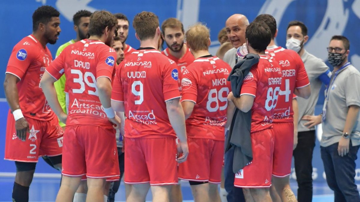 🤾‍♂️  Après le nul de l'<a href="/ESSAHB/">Essah Boneo</a> contre <a href="/bhb_64/">Billère Handball</a> : "Il y aura des jours meilleurs", estime Denis #Lathoud, l'entraîneur strasbourgeois ➡️ c.dna.fr/sport/2020/10/… 📸 <a href="/KOBIPhoto/">KOBI FRANCK</a>