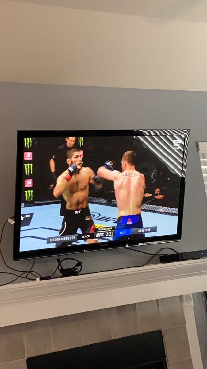 salwal06's tweet photo. @ufc I day drink for a reason! #FightIsland https://t.co/tMYr43zn0D