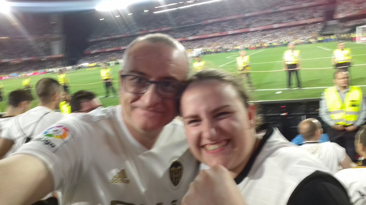 m3lch0r3t's tweet photo. @LibertadVCF @1919Torino #SempreVCF el primer títol de la meua filla..... https://t.co/B2KgQjM7tJ
