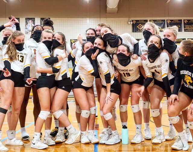 RHHSvb's tweet photo. These ladies have done it again!! Next up: Elite 8! Game is THIS Wednesday in the East Gym, time TBA. We want the stands #BLACKEDOUT so come support AND wear your black #WILDCATS #BTH #BeatBuford https://t.co/IXiKMiqKTP