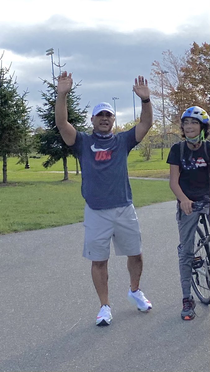 docjoeherrera's tweet photo. Just finished the virtual TCS New York City Marathon. Want to thank my family for the support along the way. Now I need @MountSinaiRehab #performance360 to help me recover. @nycmarathon #ThisRunNYC #sinaistrong https://t.co/u7qhatfmfL