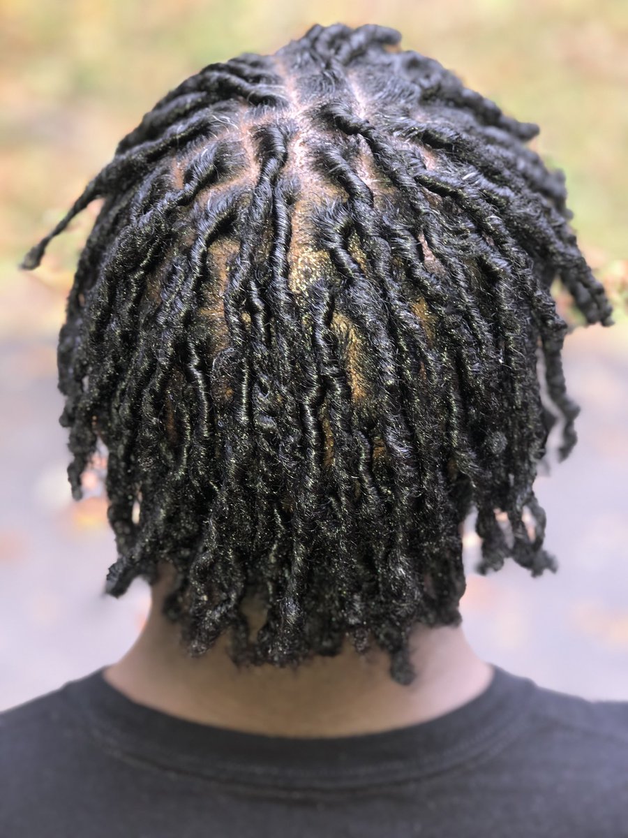 its_ashia's tweet photo. Comb ReTwist 🙃DM To Book Your Appointments‼️ Starting at 45$ #tsu #tsu21 #tsu22 #nashville #nashvilledreads #dreadlocs #dreadstyles https://t.co/Yik93y51s6