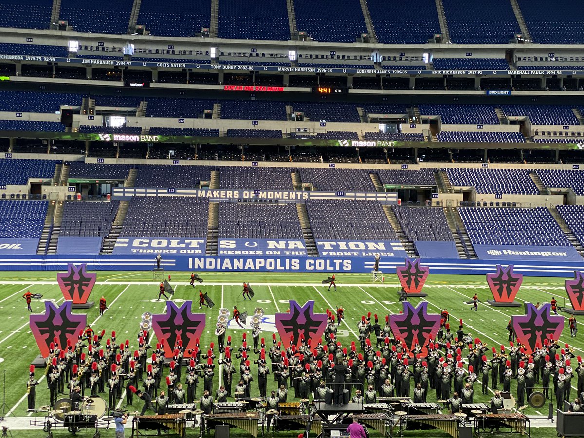 traceylcarson's tweet photo. “Today was proof that @MasonSchools students love &amp; work hard for each other. What we’re doing here today isn’t about @LucasOilStadium. It is the experience of performing &amp; creating art &amp; something special. They earned this.” @MasonBands Director of Bands Ed Protzman https://t.co/hOKeJ4MpXz