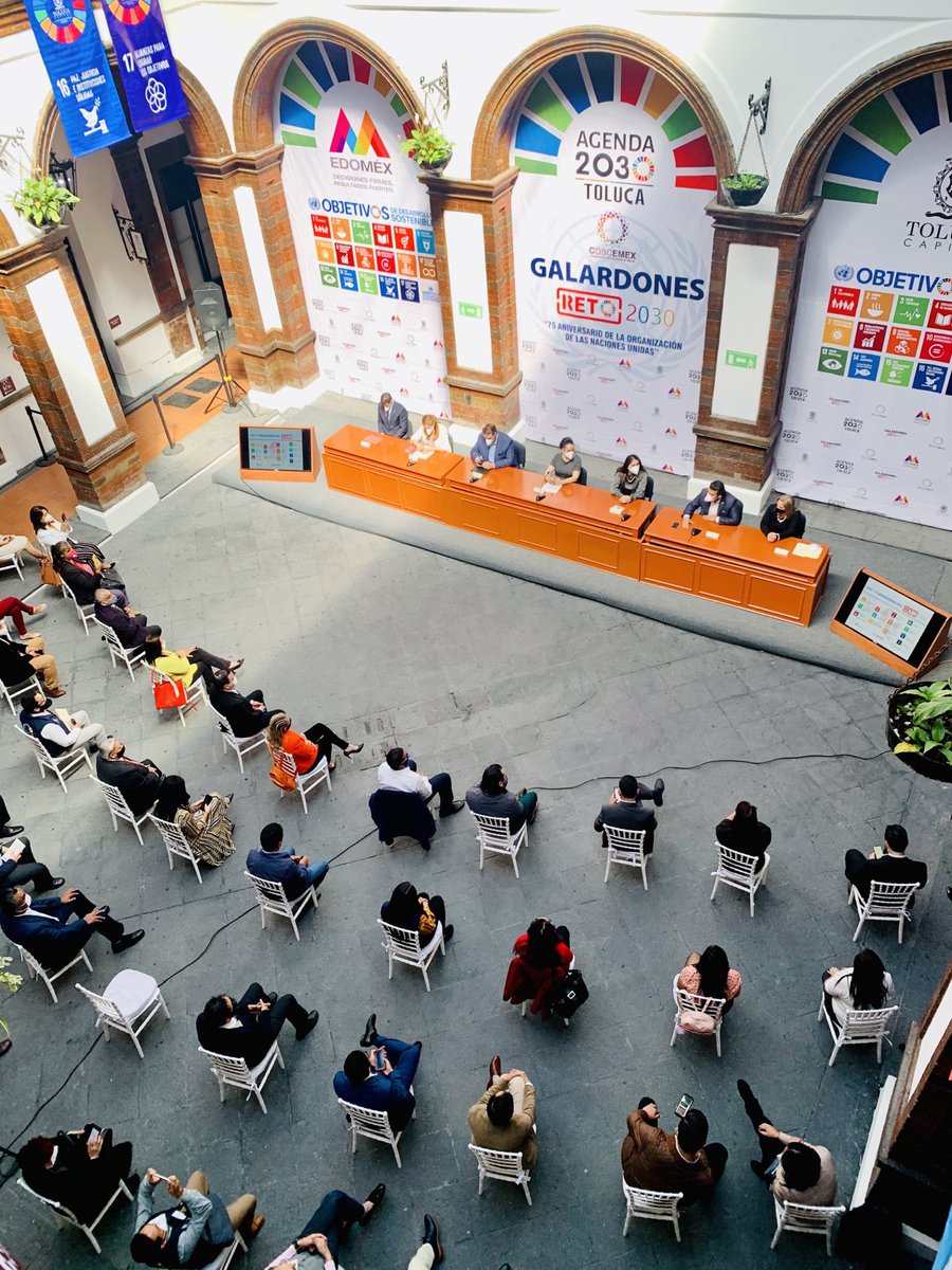 star__gz's tweet photo. 📍En el marco del “75Aniversario de la Organización de las Naciones Unidas.” Entregamos los Galardones #Reto2030
Muchas felicidades a todos los integrantes de la sociedad civil organizada por cumplir con los objetivos de desarrollo sostenible en nuestro Municipio.
#Agentes2030 https://t.co/FUWTiJrj4P