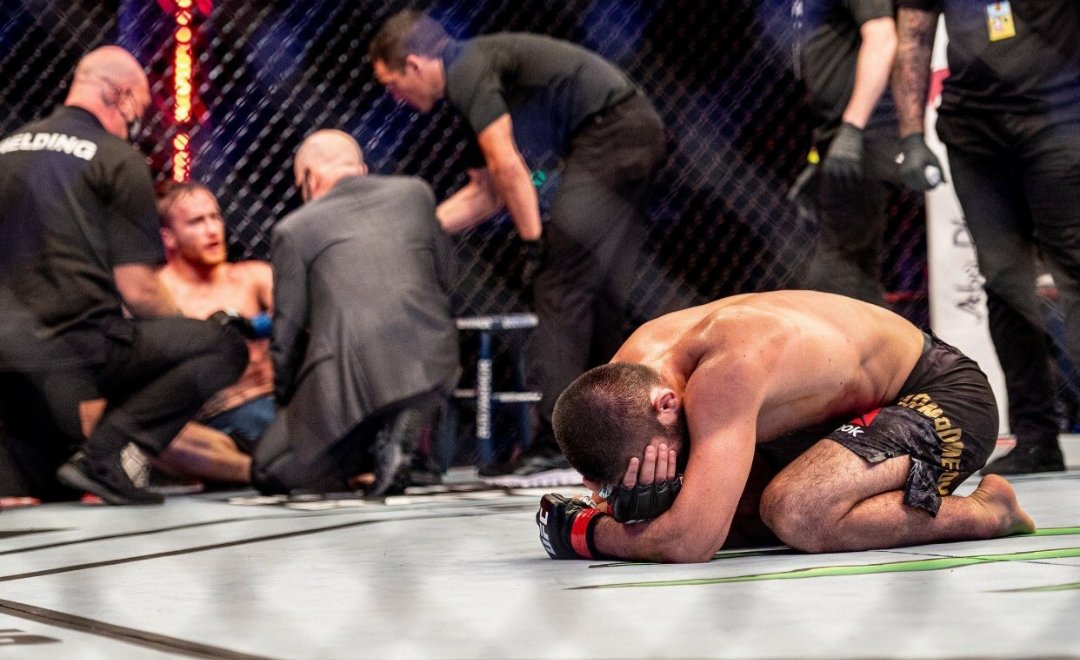 yusifshakanti's tweet photo. "Look after your parents becuase one day they will be gone". He normally celberates his wins with his dad mam that was so deep. Undisputed pound for pound for pound UFC fighter in history.  #Khabib https://t.co/kL9EagIA8j