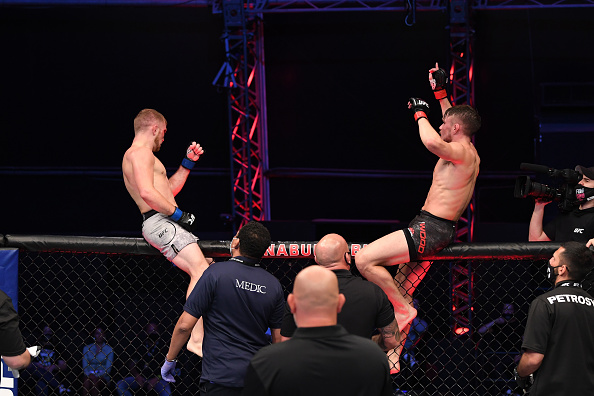 #UFC254 Performance Bonus Winners 💰:
Fight of the Night:
Nathaniel Wood vs. Casey Kenney
Performances of the Night:
Magomed Ankalaev
Khabib Nurmagomedov
Final results: https://t.co/3x8Pov4w4Y https://t.co/Oib0SbAFVb