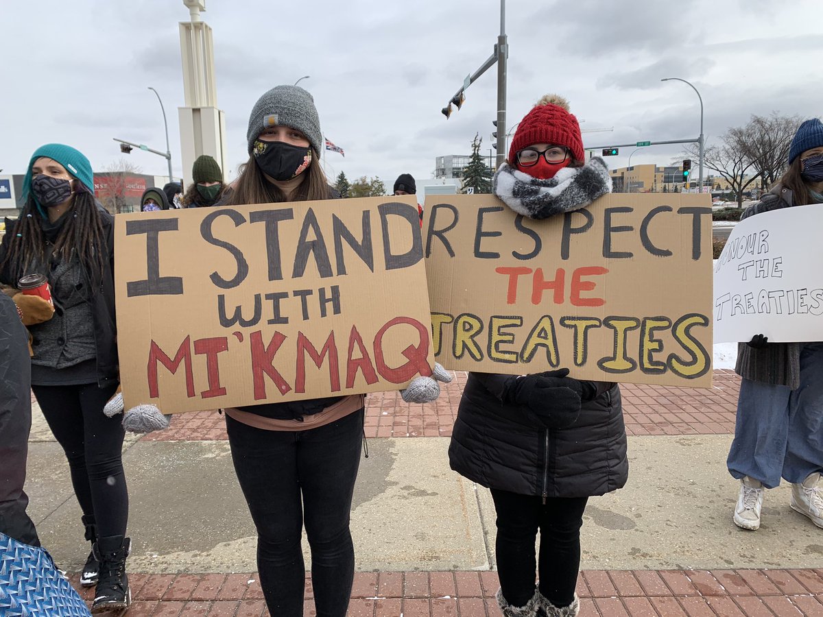 apaulagetics's tweet photo. A few of my favourite shots from the #HonorTheTreaties #Edmonton Rally #Mi’kmaq #AllEyesOnMikmaki today at the RCMP headquarters by Kingsway. #yeg #yeg #photojournalism #yegactivist #mikmaq #yegphotographer #canpoli #cdnpoli #alberta #canada #photography #canada #yegdt https://t.co/nz2lyXdhaX