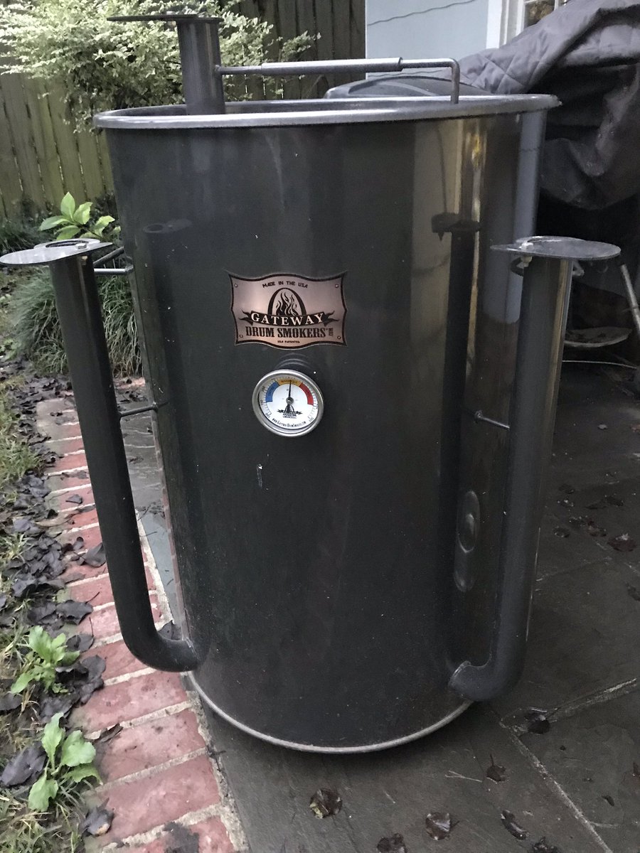SeanKelleyLive's tweet photo. Hey @mavsequipment you wanted to see the finished product. Here you go. Game prep is done. Time to call @GamecockFB at @LSUsports on @ESPNRadio. #radiosmoke https://t.co/kptO5OYDWE