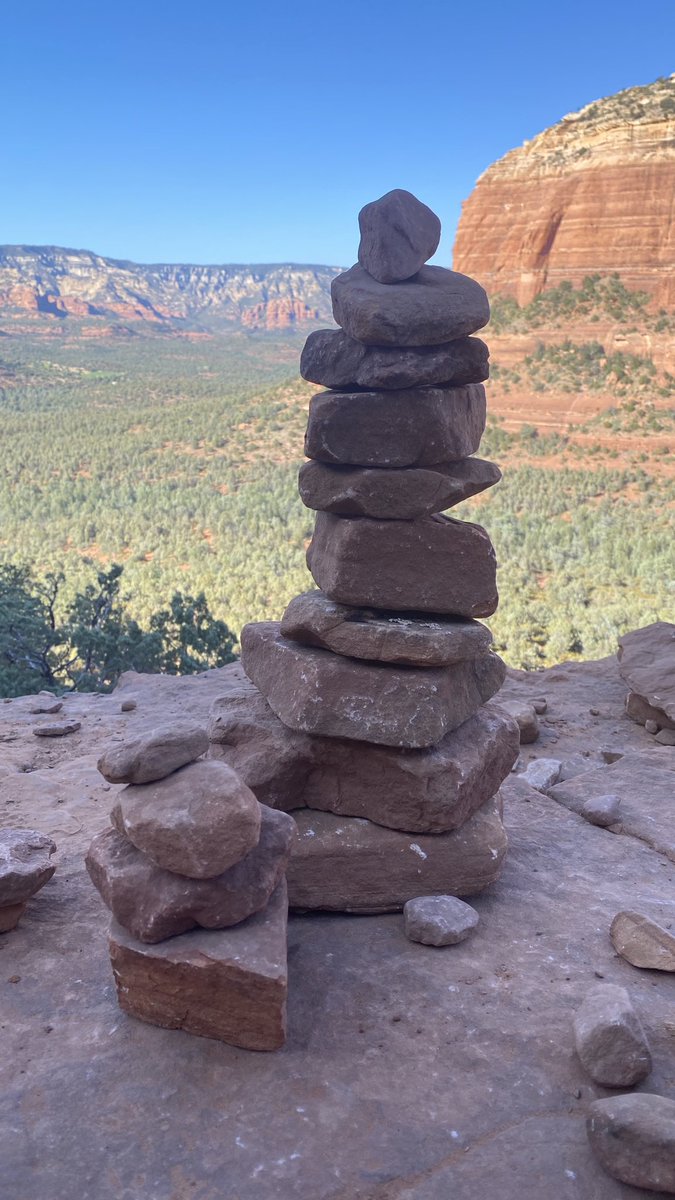 LindseyHenry365's tweet image. Incredible views from the Devil’s Bridge hike! 😈 

#DevilsBridge #hike #hiking #Arizona #travel #fall #views #roadtrip #Sedona