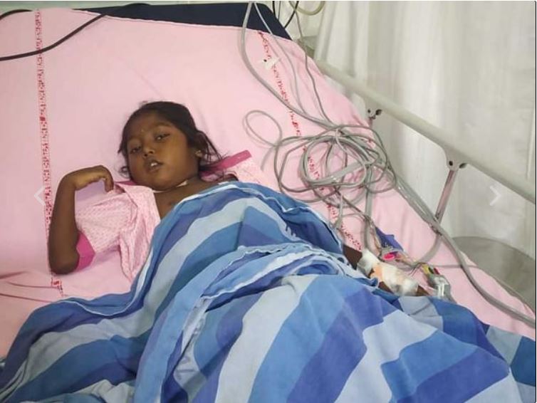 srikanthkala's tweet photo. @KTRTRS sir my daughter is suffering 4m liver Cirrhosis &amp; need transplantation in 30days. Need 35L 4 surgery I lost my job during this crisis &amp; spent my savings 4 treatment. Doctors r urging 4 surgery ASAP to save her life. Sir pls help I don’t have any sources &amp; need your help🙏 https://t.co/4N42uNDRGX