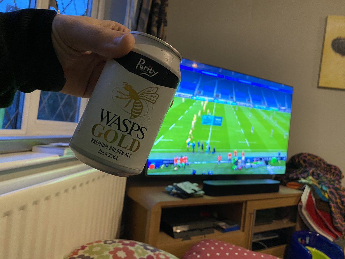 LeamingtonBeer's tweet photo. Prem final day. @WaspsRugby @Purityale #puregold #coyw #drinklocal #wishwewerethere https://t.co/TdRH9zOVtp