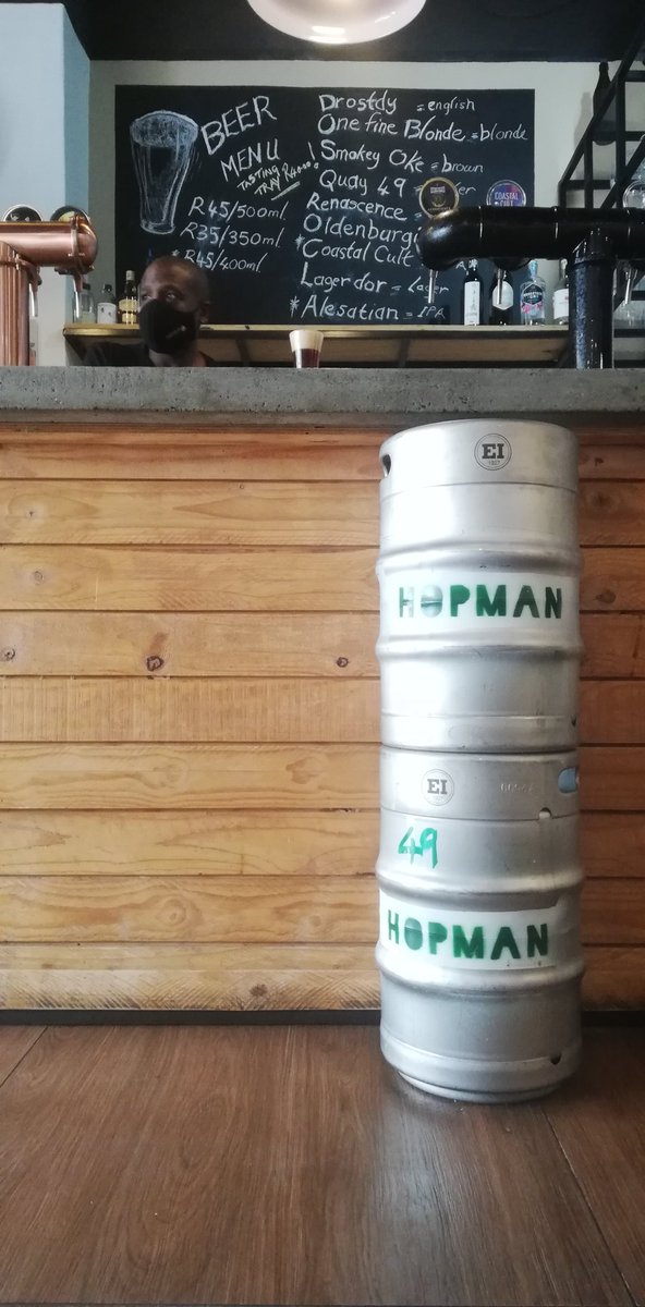 LucyCorne's tweet photo. Today we dropped in for a couple of beers at kwench, the new collab taproom for @Hopmanbrew and Featherstone Brewery, based in Sea Point. Love to see industry innovation and growth, especially this year. Guest beers also on tap, including @RHBCPE's only (I think) tap in CT https://t.co/5Wr8GP8xk7